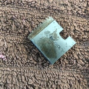 Rigid 1 1/2 inch Manual Pipe Threadet